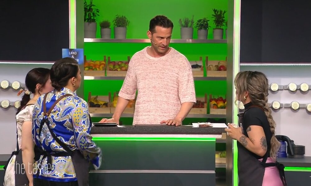 Schock bei „The Taste”: Kandidat kollabiert – Sanitäter müssen eingreifen! | © Sat.1/Screenshot