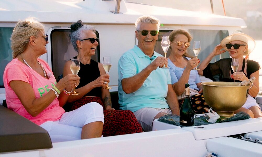 „Golden Bachelor“: Kandidatin zieht blank – wie in der „Nippel-App“ | © RTL