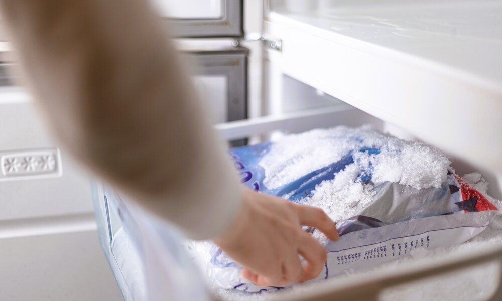 Eisschicht_Natron | © Adobe Stock/schroeder_rene