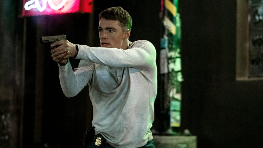 Gabriel Basso in "The Night Agent" | © 2023 Netflix/Dan Power