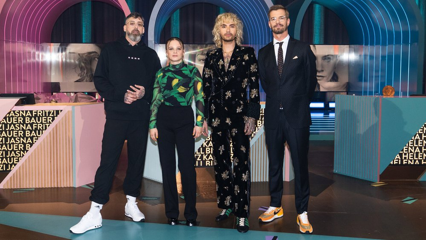 Sido, Jasna Fritzi Bauer und Bill Kaulitz mit Joko Winterscheidt sind bei "Wer stiehlt mir die Show?" 2023 dabei. | © ProSieben