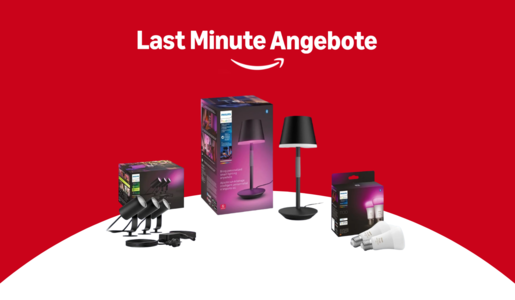 Verschiedene Philips Hue Produkte, darunter LED-Lampen, Leuchten und Sets, vor rotem Hintergrund mit weißem Schriftzug 'Last Minute Angebote“ und dem Amazon-Logo. | © Amazon/Philips